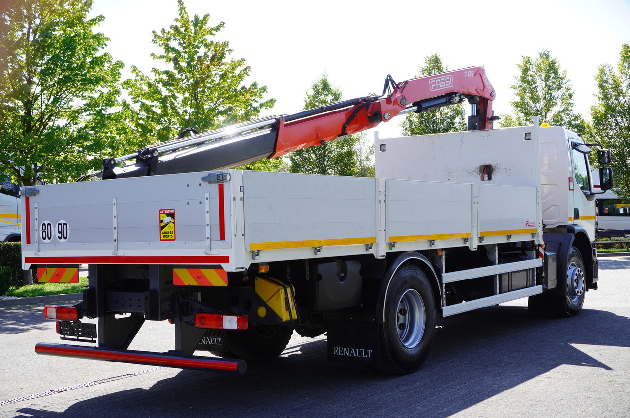 RENAULT C280 DTI 8 / FASSI crane 5.6 T / range 8 m / Flatbed 15 EPAL - Camión grúa: foto 5 RENAULT C280 DTI 8 / FASSI crane 5.6 T / range 8 m / Flatbed 15 EPAL - Camión grúa: foto 5
