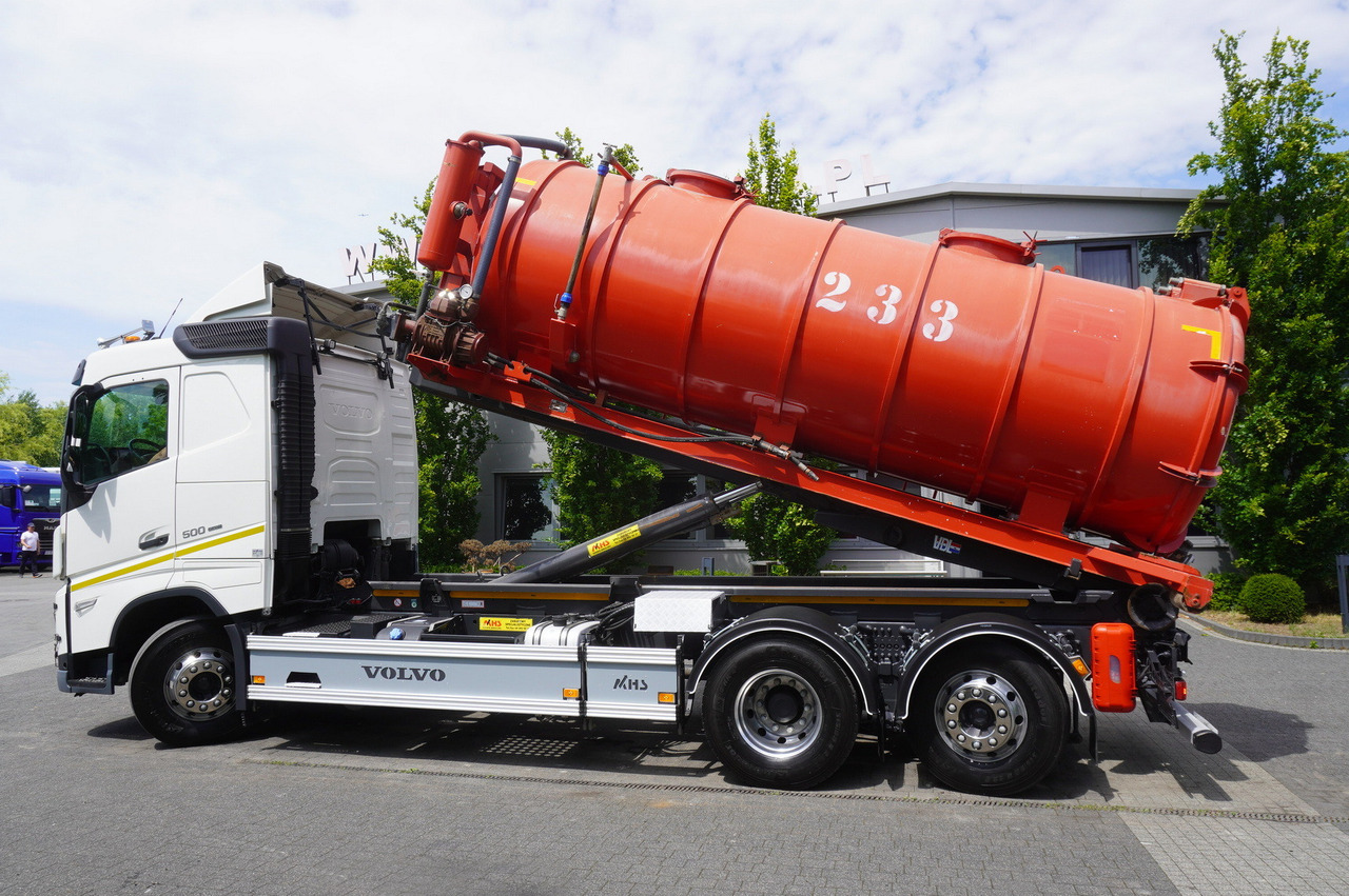 VOLVO Volvo FH 500 / Septic barrel 13000 l / Hook lift 21 t / 2022 / 3rd axle steered / 2 units - Cuba de purín: foto 3 VOLVO Volvo FH 500 / Septic barrel 13000 l / Hook lift 21 t / 2022 / 3rd axle steered / 2 units - Cuba de purín: foto 3