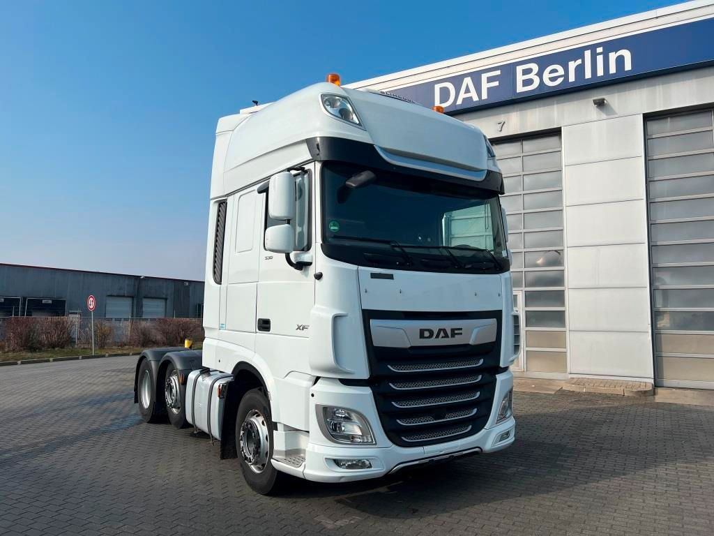 Cabeza tractora DAF XF 530 FTG 6x2 Retarder Liftlenkachse zZGG 64.5t: foto 1