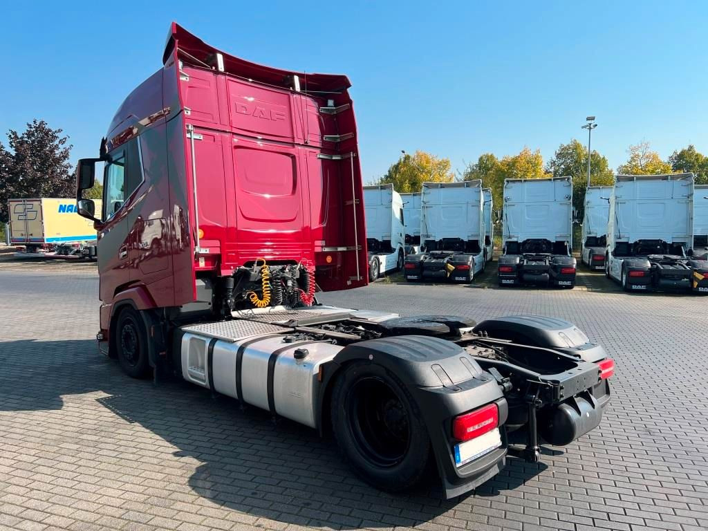 DAF XG 480 FT Low Deck Retarder Standklima 2xTank - Cabeza tractora: foto 3 DAF XG 480 FT Low Deck Retarder Standklima 2xTank - Cabeza tractora: foto 3