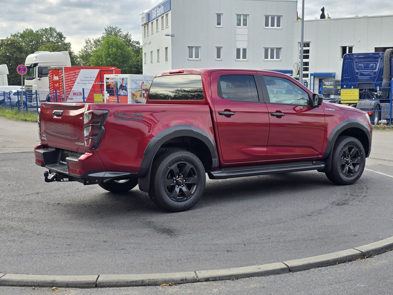Isuzu D-Max V-Cross im Vorlauf 25er Modell - SUV/ Todoterreno: foto 5 Isuzu D-Max V-Cross im Vorlauf 25er Modell - SUV/ Todoterreno: foto 5