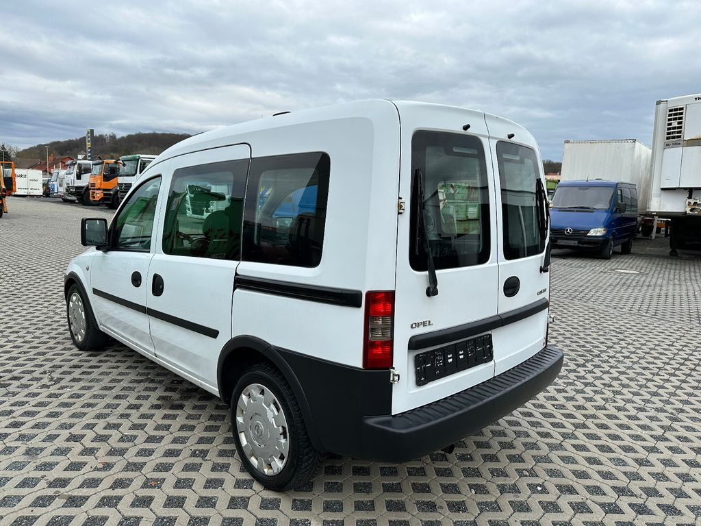 Opel Combo 1.4 TWINPORT ECOTEC Arizona - Furgoneta de pasajeros: foto 2 Opel Combo 1.4 TWINPORT ECOTEC Arizona - Furgoneta de pasajeros: foto 2