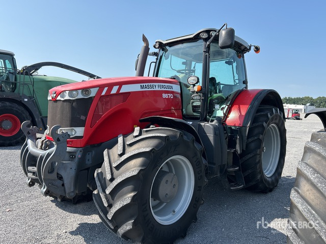2010 Massey Ferguson 8670 Dyna -VT Exclusive 4WD Tractor - Tractor: foto 1 2010 Massey Ferguson 8670 Dyna -VT Exclusive 4WD Tractor - Tractor: foto 1