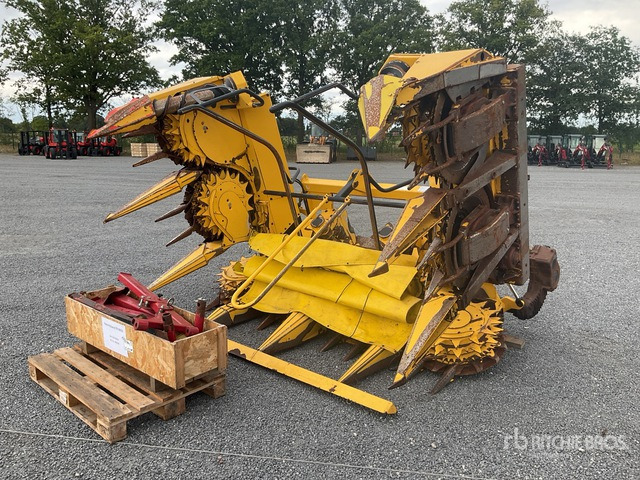 2010 New Holland 360 Forage Harvester Header - Accesorios para cosechadoras de forraje: foto 1 2010 New Holland 360 Forage Harvester Header - Accesorios para cosechadoras de forraje: foto 1