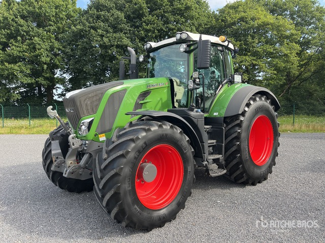 2020 Fendt 824 Vario Profi Plus 4WD Tractor - Tractor: foto 1 2020 Fendt 824 Vario Profi Plus 4WD Tractor - Tractor: foto 1