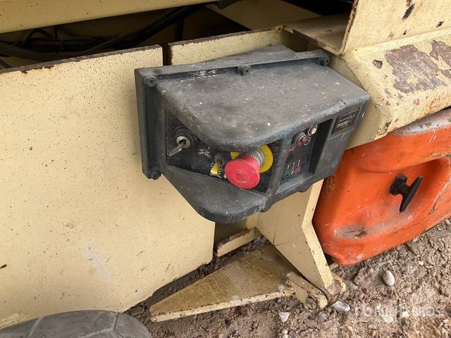 2007 JLG 2646ES Electric Scissor Lift - Plataforma de tijeras: foto 5 2007 JLG 2646ES Electric Scissor Lift - Plataforma de tijeras: foto 5