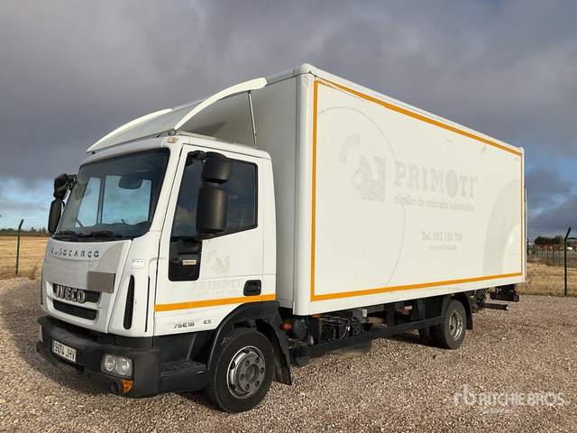 2012 Iveco Eurocargo 75E18 4x2 Van Truck - Camión caja cerrada: foto 1 2012 Iveco Eurocargo 75E18 4x2 Van Truck - Camión caja cerrada: foto 1