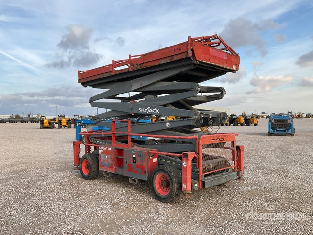 2015 Skyjack SJ9250 4x4 Diesel Scissor Lift - Plataforma de tijeras: foto 2 2015 Skyjack SJ9250 4x4 Diesel Scissor Lift - Plataforma de tijeras: foto 2
