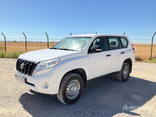 2015 Toyota Land Cruiser 4WD SUV - SUV/ Todoterreno: foto 2 2015 Toyota Land Cruiser 4WD SUV - SUV/ Todoterreno: foto 2