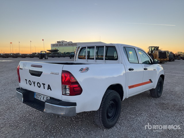 2017 Toyota Hilux 4x4 Crew Cab Pickup - Pick-up: foto 3 2017 Toyota Hilux 4x4 Crew Cab Pickup - Pick-up: foto 3