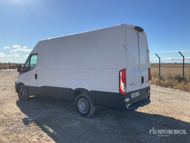 2015 Iveco Daily 35S13 Cargo Van - Furgoneta: foto 2 2015 Iveco Daily 35S13 Cargo Van - Furgoneta: foto 2