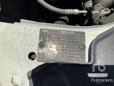 IVECO 35C15 4x2 - Camión frigorífico: foto 5 IVECO 35C15 4x2 - Camión frigorífico: foto 5
