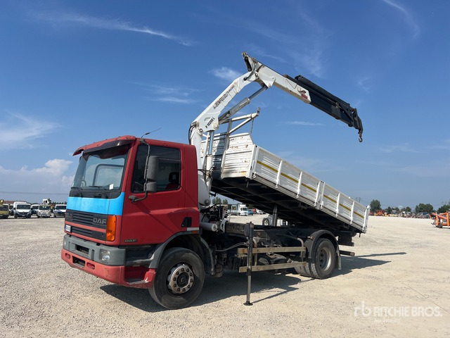 1997 DAF 65 ATI 240 Palfinger P10200L on 4x2 Dump Truck with Crane - Desbrozadora de martillos/ Trituradora: foto 1 1997 DAF 65 ATI 240 Palfinger P10200L on 4x2 Dump Truck with Crane - Desbrozadora de martillos/ Trituradora: foto 1