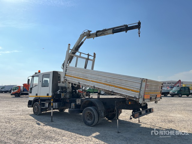 2002 Iveco Eurocargo 80E15 2002 PM 5022 2500 kg on Crew Cab Dump Truck with Crane - Desbrozadora de martillos/ Trituradora: foto 4 2002 Iveco Eurocargo 80E15 2002 PM 5022 2500 kg on Crew Cab Dump Truck with Crane - Desbrozadora de martillos/ Trituradora: foto 4