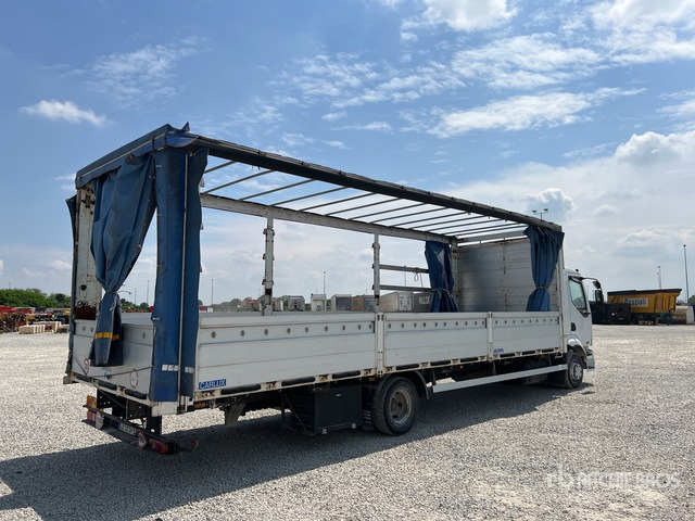2002 Renault Midlum 4x2 Curtain Side Truck - Desbrozadora de martillos/ Trituradora: foto 3 2002 Renault Midlum 4x2 Curtain Side Truck - Desbrozadora de martillos/ Trituradora: foto 3
