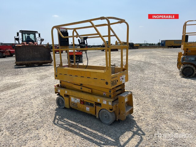 2006 Haulotte Optimum 8 Electric (Inoperable) Scissor Lift - Plataforma de tijeras: foto 1 2006 Haulotte Optimum 8 Electric (Inoperable) Scissor Lift - Plataforma de tijeras: foto 1