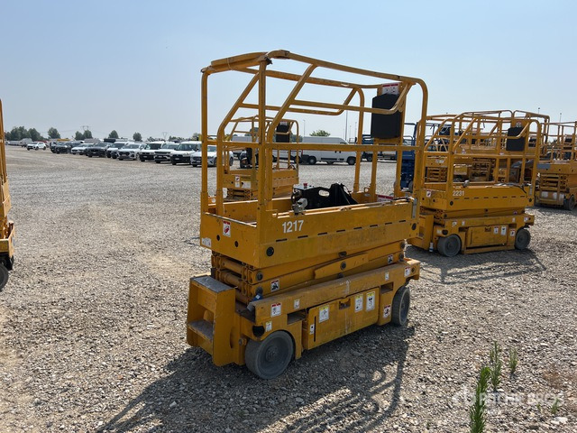 2006 Haulotte Optimum 8 Electric (Inoperable) Scissor Lift - Plataforma de tijeras: foto 4 2006 Haulotte Optimum 8 Electric (Inoperable) Scissor Lift - Plataforma de tijeras: foto 4