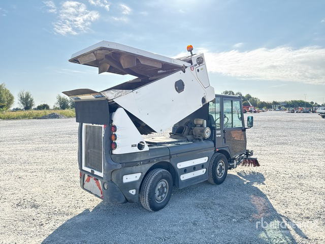 2006 Schmidt Compact 200 Autocarro spazzatrice - Barredora vial: foto 4 2006 Schmidt Compact 200 Autocarro spazzatrice - Barredora vial: foto 4