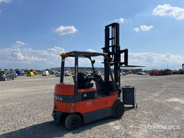 2006 Toyota 7-FBMF-30 3000 kg Electric Forklift - Carretilla elevadora eléctrica: foto 4 2006 Toyota 7-FBMF-30 3000 kg Electric Forklift - Carretilla elevadora eléctrica: foto 4