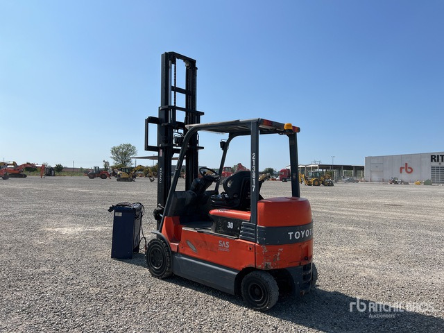 2006 Toyota 7-FBMF-30 3000 kg Electric Forklift - Carretilla elevadora eléctrica: foto 3 2006 Toyota 7-FBMF-30 3000 kg Electric Forklift - Carretilla elevadora eléctrica: foto 3