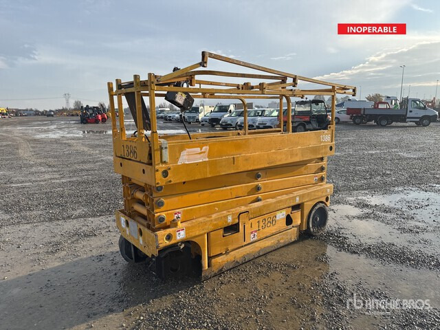 2007 Haulotte Compact 10N Electric (Inoperable) Scissor Lift - Plataforma de tijeras: foto 2 2007 Haulotte Compact 10N Electric (Inoperable) Scissor Lift - Plataforma de tijeras: foto 2