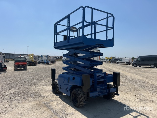 2007 Haulotte Compact 12DX D Scissor Lift - Plataforma de tijeras: foto 4 2007 Haulotte Compact 12DX D Scissor Lift - Plataforma de tijeras: foto 4