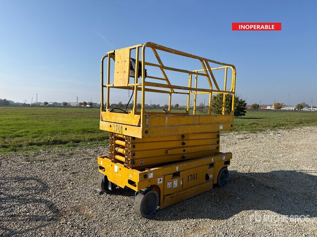 2007 Haulotte Compact12 (Inoperable) Scissor Lift - Plataforma de tijeras: foto 1 2007 Haulotte Compact12 (Inoperable) Scissor Lift - Plataforma de tijeras: foto 1