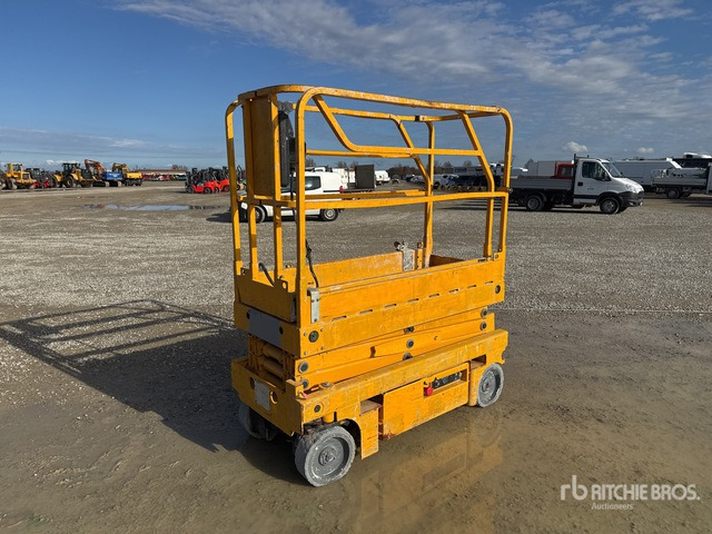 2007 Haulotte Optimum 8 Electric (Inoperable) Scissor Lift - Plataforma de tijeras: foto 1 2007 Haulotte Optimum 8 Electric (Inoperable) Scissor Lift - Plataforma de tijeras: foto 1