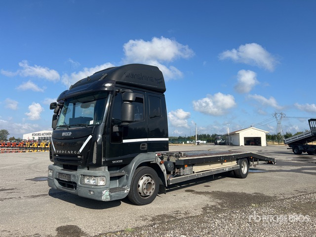 2008 Iveco Eurocargo 4x2 Sleeper Car Carrier Truck - Desbrozadora de martillos/ Trituradora: foto 1 2008 Iveco Eurocargo 4x2 Sleeper Car Carrier Truck - Desbrozadora de martillos/ Trituradora: foto 1