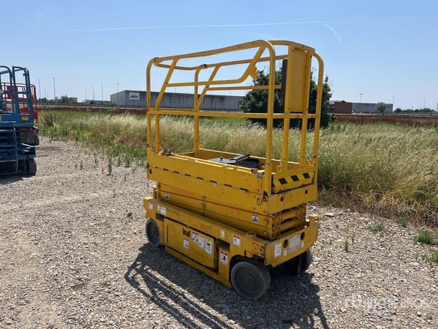2009 Haulotte Optimum 8 (Inoperable) Scissor Lift - Plataforma de tijeras: foto 3 2009 Haulotte Optimum 8 (Inoperable) Scissor Lift - Plataforma de tijeras: foto 3