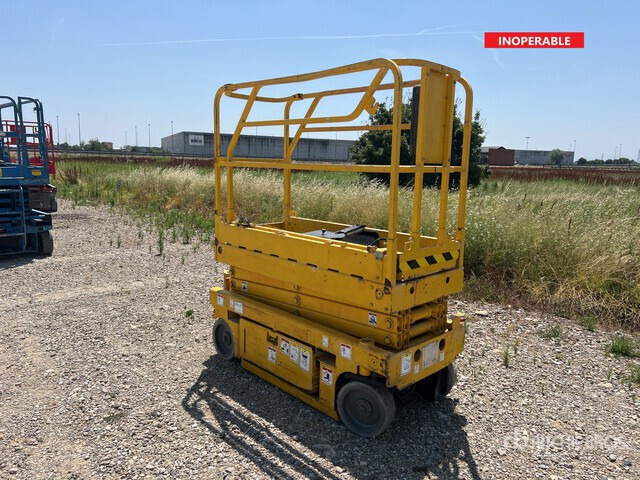 2009 Haulotte Optimum 8 (Inoperable) Scissor Lift - Plataforma de tijeras: foto 1 2009 Haulotte Optimum 8 (Inoperable) Scissor Lift - Plataforma de tijeras: foto 1
