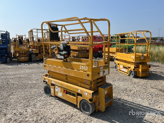 2009 Haulotte Optimum 8NT Electric (Inoperable) Scissor Lift - Plataforma de tijeras: foto 3 2009 Haulotte Optimum 8NT Electric (Inoperable) Scissor Lift - Plataforma de tijeras: foto 3