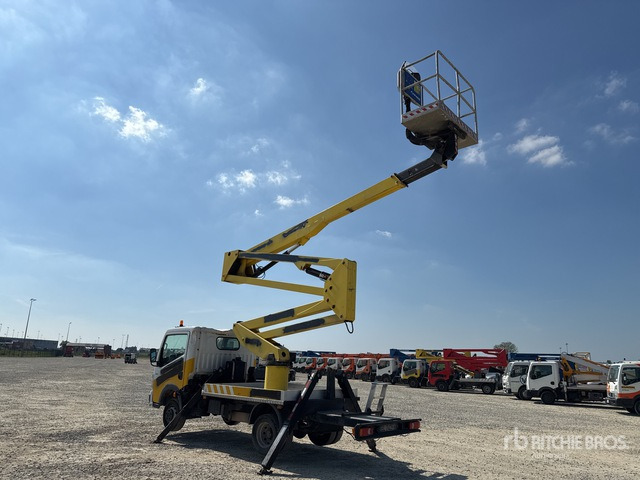 2011 Renault Maxity 110Dxi 2011 Socage DA320 20 m on Bucket Truck - Camión con plataforma elevadora: foto 3 2011 Renault Maxity 110Dxi 2011 Socage DA320 20 m on Bucket Truck - Camión con plataforma elevadora: foto 3