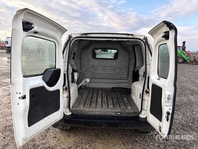 2013 Fiat Fiorino Van Truck - Camión caja cerrada: foto 5 2013 Fiat Fiorino Van Truck - Camión caja cerrada: foto 5