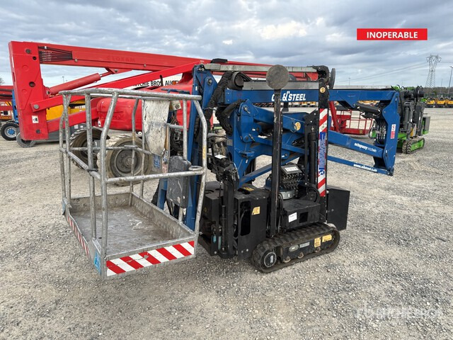 2014 Oil & Steel Octopussy 14-12 Twin Crawler (Inoperable) Articulating Boom Lift - Plataforma araña: foto 2 2014 Oil & Steel Octopussy 14-12 Twin Crawler (Inoperable) Articulating Boom Lift - Plataforma araña: foto 2