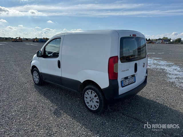 2015 Fiat Fiorino Autocarro furgonato - Furgoneta pequeña: foto 3 2015 Fiat Fiorino Autocarro furgonato - Furgoneta pequeña: foto 3