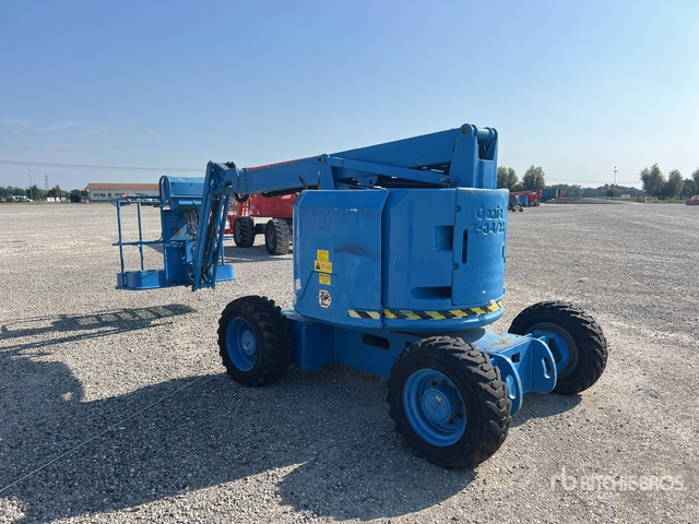 2015 Genie Z-34/22 (Inoperable) Articulating Boom Lift - Plataforma articulada: foto 4 2015 Genie Z-34/22 (Inoperable) Articulating Boom Lift - Plataforma articulada: foto 4