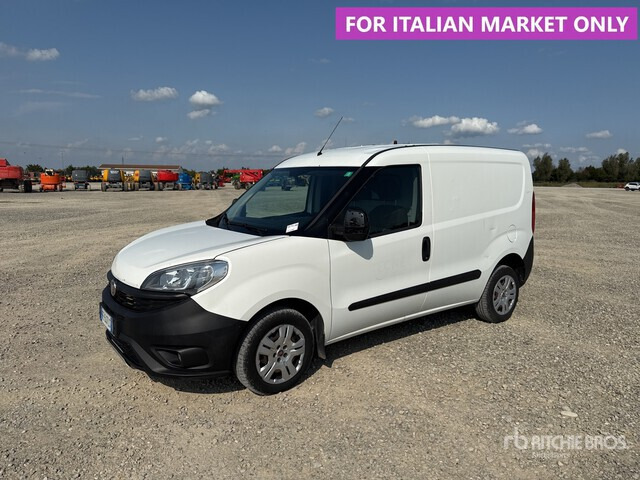 2016 Fiat Doblo Autocarro furgonato - Furgoneta pequeña: foto 1 2016 Fiat Doblo Autocarro furgonato - Furgoneta pequeña: foto 1