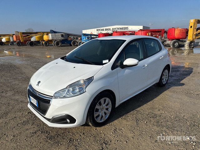 2018 Peugeot 208 BERLINA VAN ACTIVE BLUEHDI Van Truck - Camión caja cerrada: foto 1 2018 Peugeot 208 BERLINA VAN ACTIVE BLUEHDI Van Truck - Camión caja cerrada: foto 1