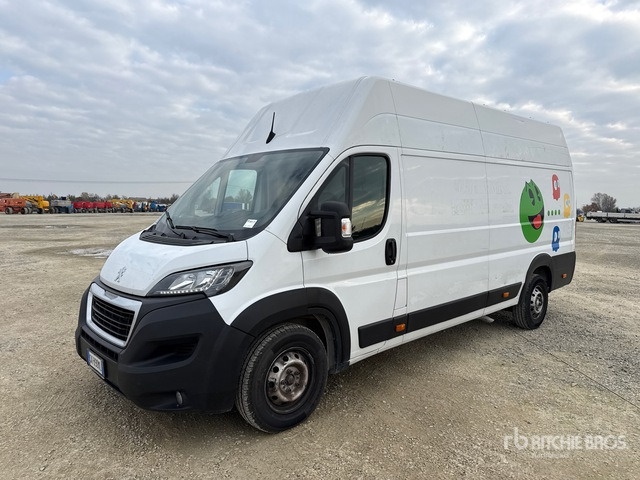 2022 Peugeot Boxer Van Truck - Camión caja cerrada: foto 1 2022 Peugeot Boxer Van Truck - Camión caja cerrada: foto 1