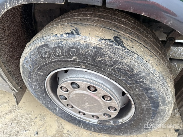 2009 Scania R480 6x2 T/A Sleeper Truck Tractor - Cabeza tractora: foto 5 2009 Scania R480 6x2 T/A Sleeper Truck Tractor - Cabeza tractora: foto 5