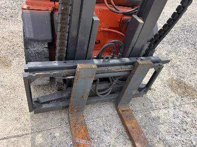 Carretilla elevadora LINDE H25 2500 kg (Inoperable): foto 18