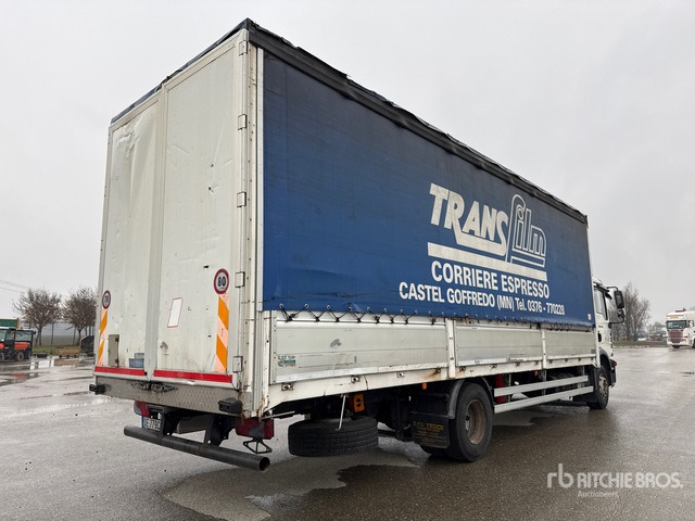 MAN 15.240 - Camión lona: foto 3 MAN 15.240 - Camión lona: foto 3