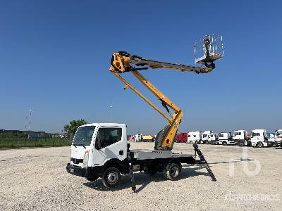 NISSAN CABSTAR Snake 2112 Smart on - Camión con plataforma elevadora: foto 1 NISSAN CABSTAR Snake 2112 Smart on - Camión con plataforma elevadora: foto 1