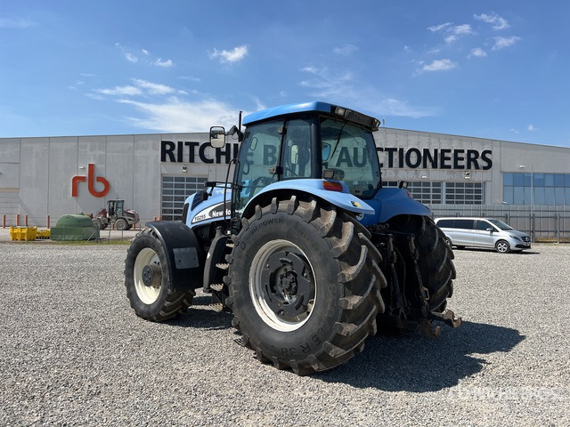New Holland TG255 4WD Tractor - Tractor: foto 3 New Holland TG255 4WD Tractor - Tractor: foto 3