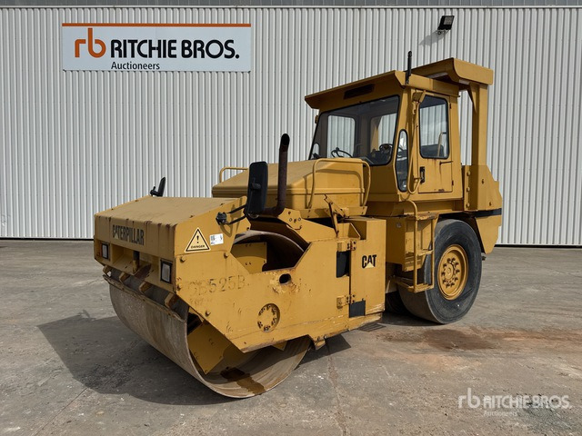 1992 Cat CB-525B Compacteur Monocylindre Smooth Drum Compactor - Compactador: foto 2 1992 Cat CB-525B Compacteur Monocylindre Smooth Drum Compactor - Compactador: foto 2