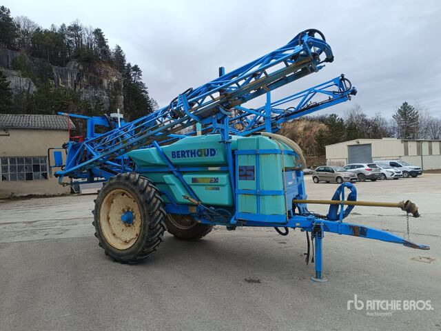 2005 Berthoud Racer 25 20 m S/A Pull-Type Sprayer - Pulverizador arrastrado: foto 2 2005 Berthoud Racer 25 20 m S/A Pull-Type Sprayer - Pulverizador arrastrado: foto 2