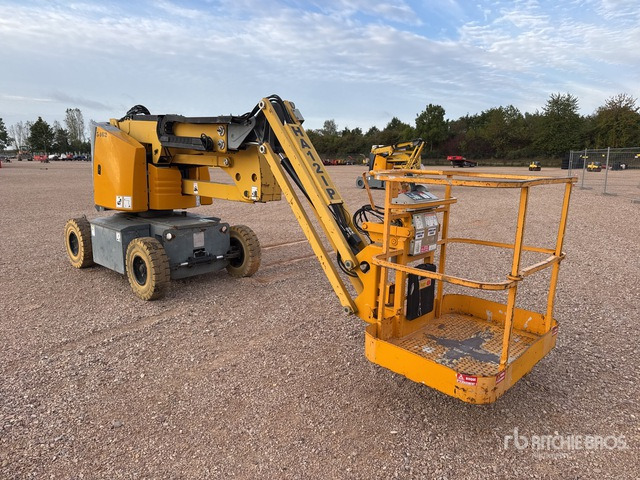2008 Haulotte HA12IP 2WD Electric Nacelle Articulee ... Articulating Boom Lift - Plataforma articulada: foto 4 2008 Haulotte HA12IP 2WD Electric Nacelle Articulee ... Articulating Boom Lift - Plataforma articulada: foto 4