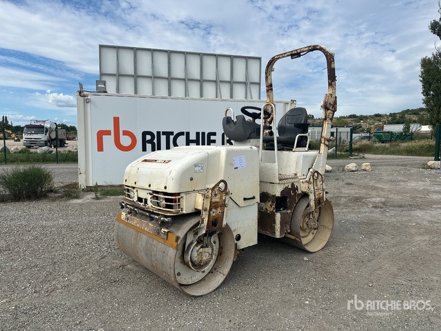 Cat CB-224E Double Drum Roller - Apisonadora de asfalto: foto 2 Cat CB-224E Double Drum Roller - Apisonadora de asfalto: foto 2