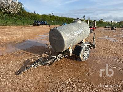 HUBIERE CTR131CT 1000 L S/A Citerne A Eau - Semirremolque cisterna: foto 1 HUBIERE CTR131CT 1000 L S/A Citerne A Eau - Semirremolque cisterna: foto 1